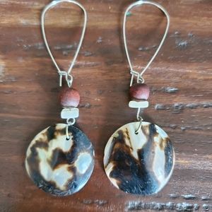 Shell and bead dangle earrings